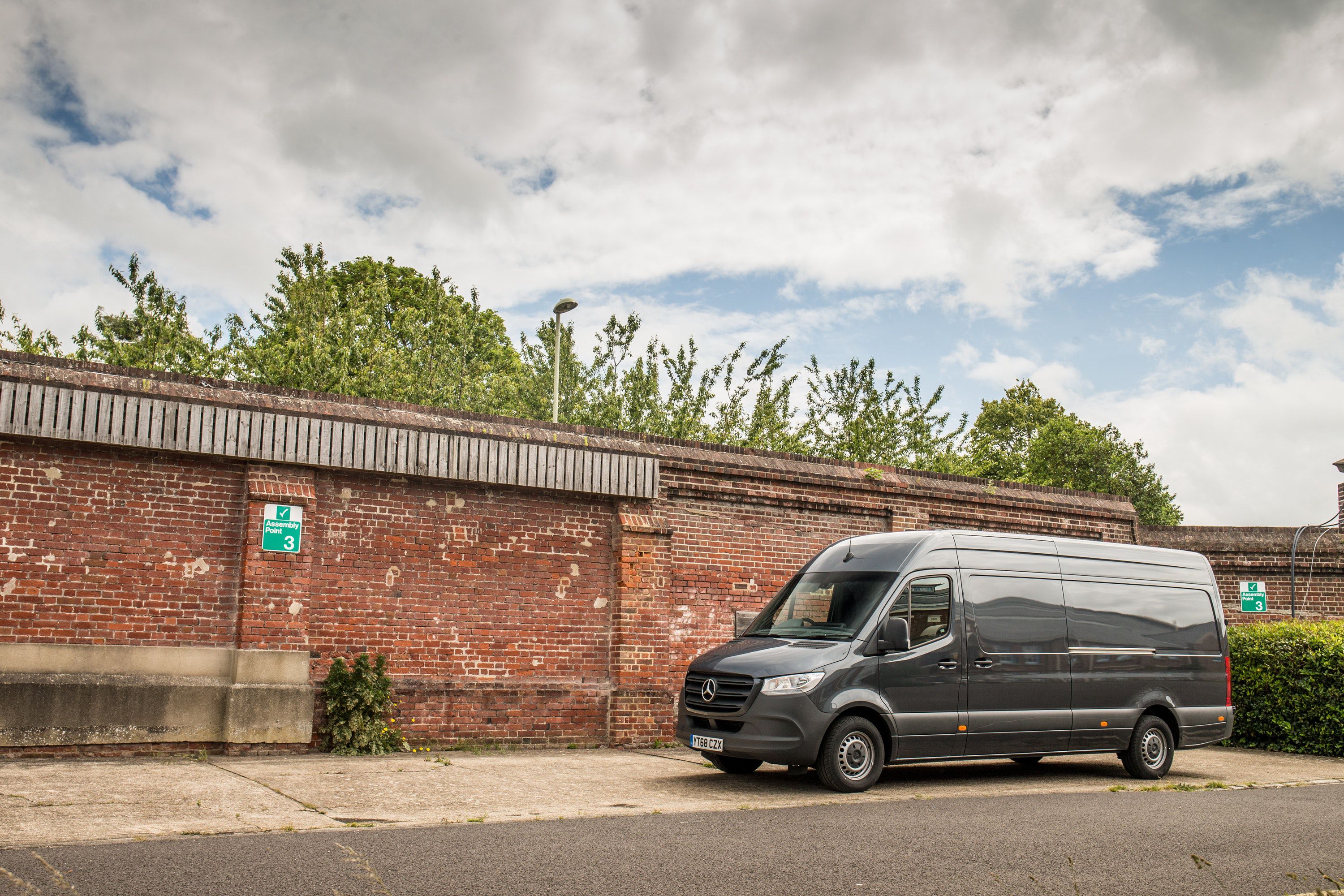 side view of Mercedes sprinter